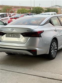 نیسان ئەلتیما